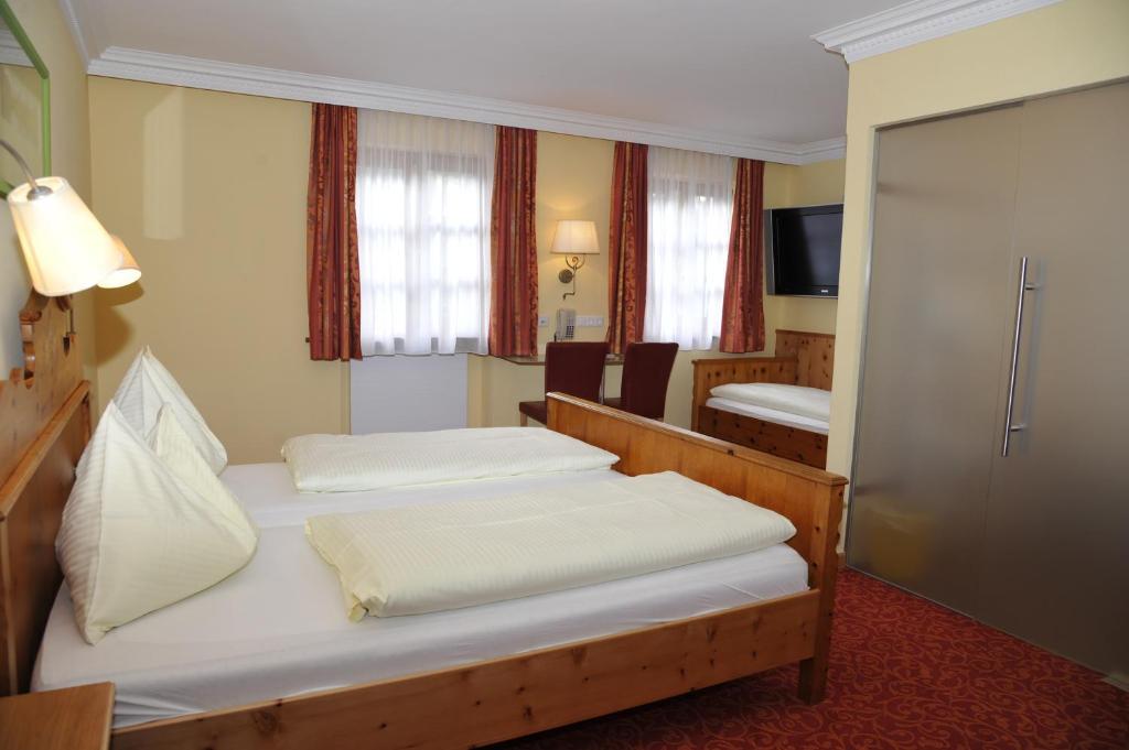 Hotel Gasthof Kamml Wals-Siezenheim Habitación foto
